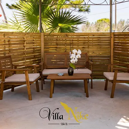 Nike Bed & Breakfast San Foca