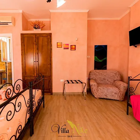 Nike Bed & Breakfast San Foca
