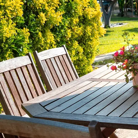 Nike Bed & Breakfast 3*