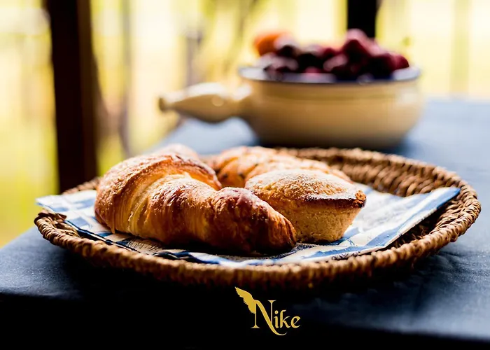 Nike Bed & Breakfast 3*